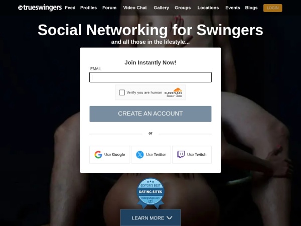 Screenshot of True Swingers